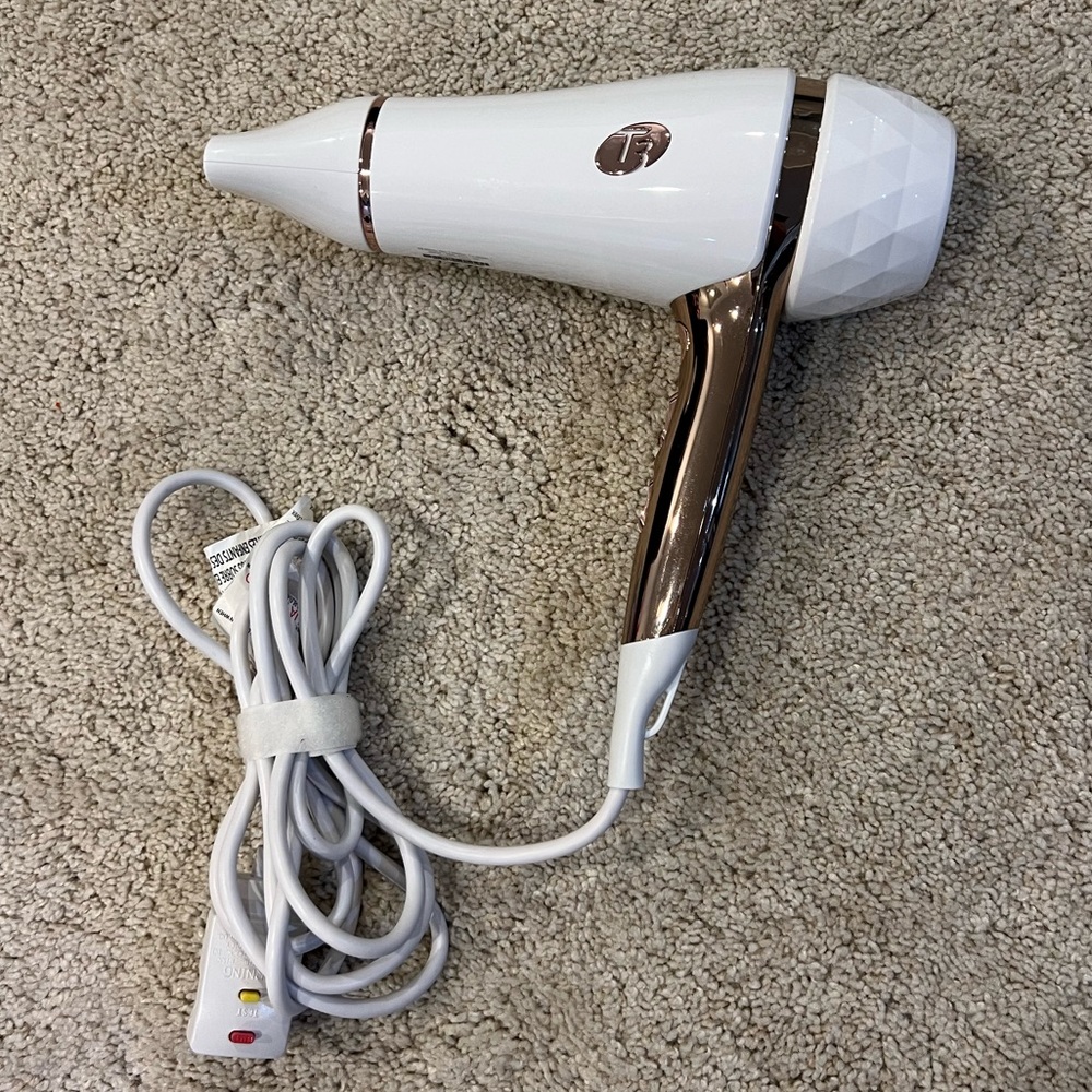 T3 Featherweight Hair Dryer